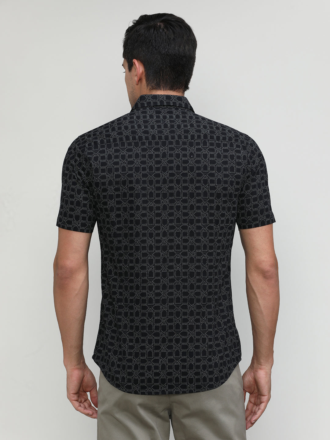 Black Slim Fit Premuim Cotton Printed Shirt With Regular Collar & Pocket