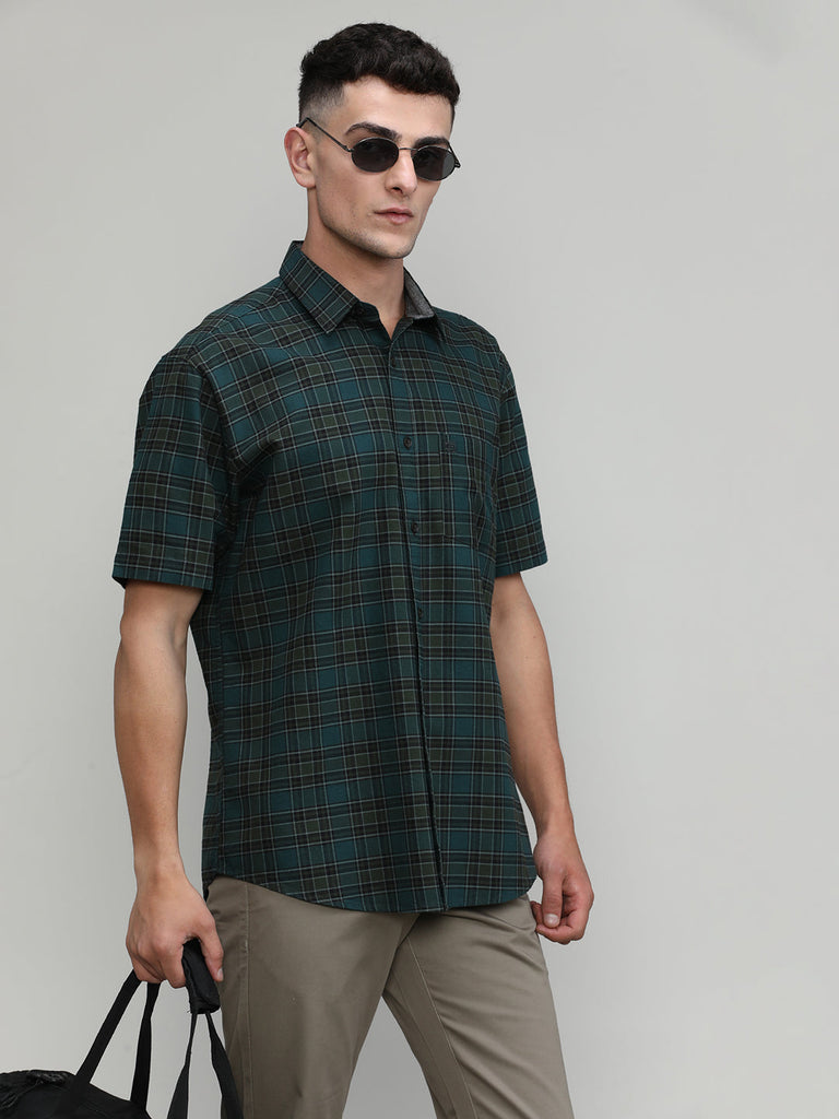 Bottle Green Slim Fit Premuim Cotton Checks Shirt With Pocket