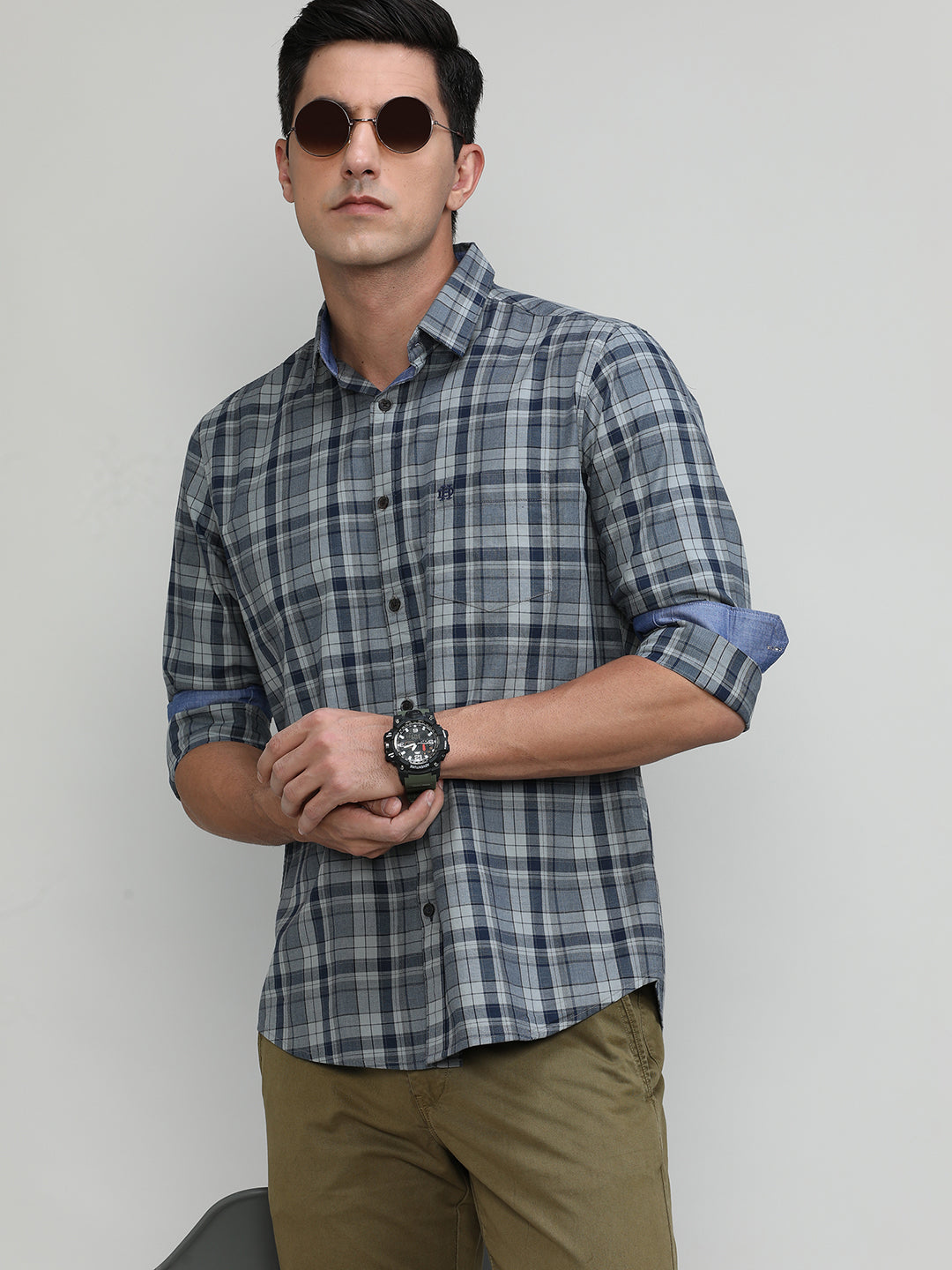 Navy Slim Fit Premuim Cotton Checks Shirt With Bone Collar & Pocket