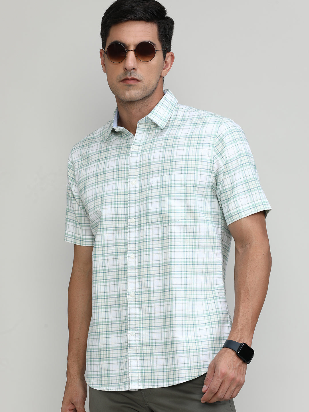Fern Green Slim Fit Premuim Cotton Checks Shirt With Pocket