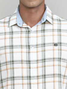 Forest Slim Fit Premuim Cotton Checks Shirt With Bone Collar