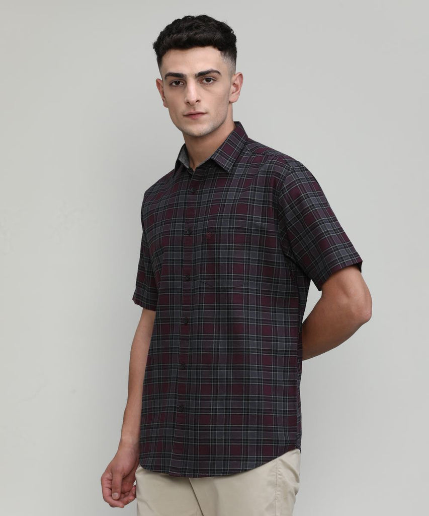 Wine Shade Slim Fit Premuim Cotton Checks Shirt With Pocket