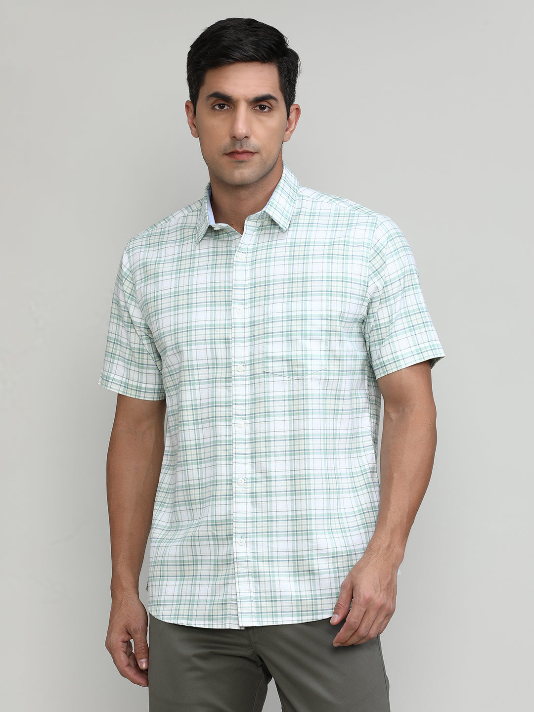 Fern Green Slim Fit Premuim Cotton Checks Shirt With Pocket-SS25
