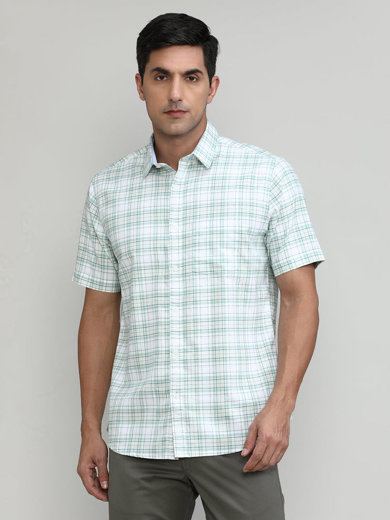 Fern Green Slim Fit Premuim Cotton Checks Shirt With Pocket