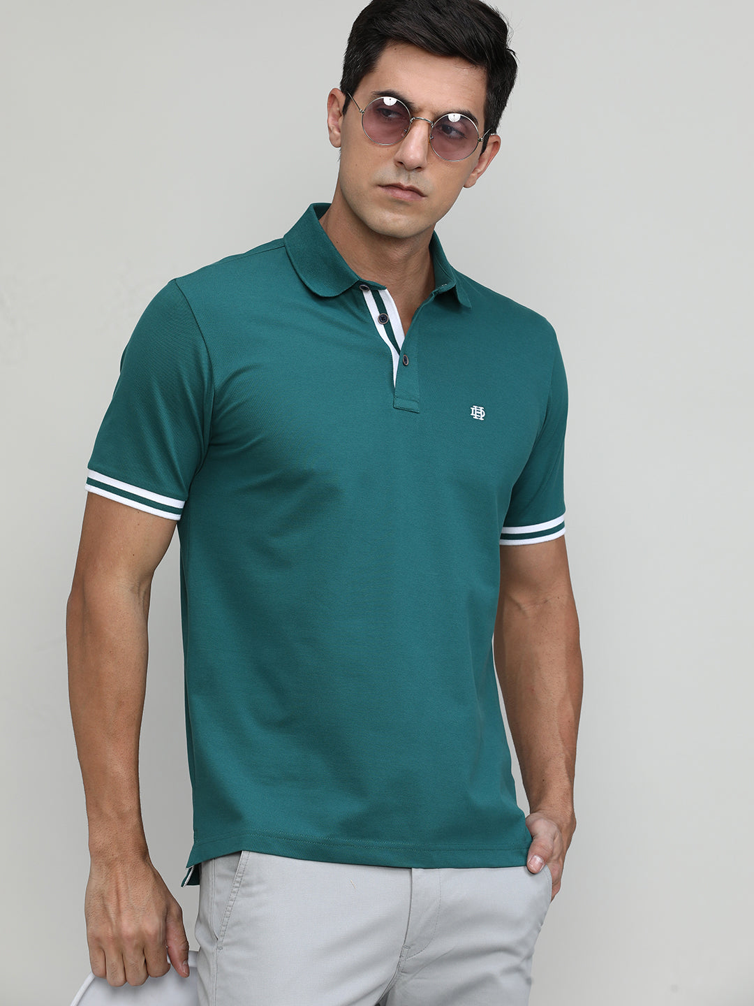 Bottle Green Pique Cotton Lycra Solid Polo T-shirt